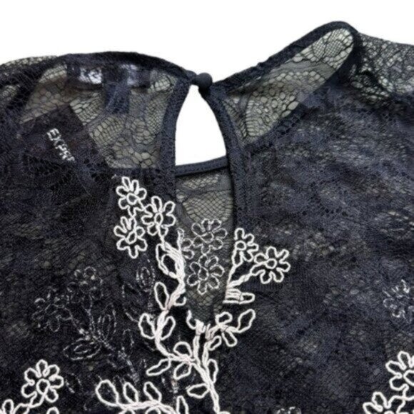 NWT Express Black Lace with White Embroidering Fancy Dressy Party Blouse Small - Picture 7 of 10